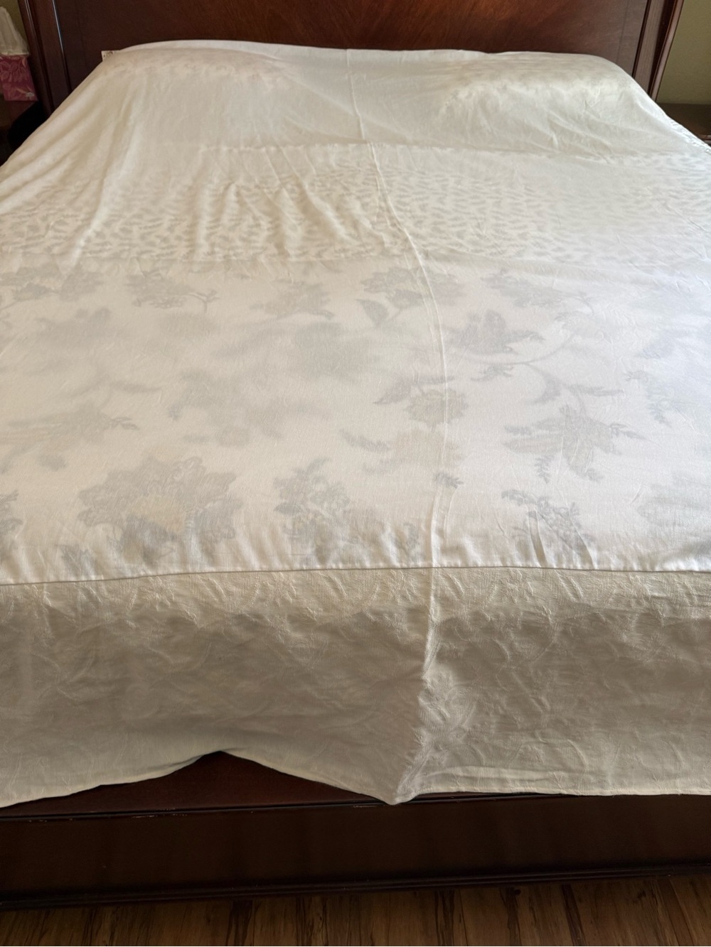 King size Classic Cream Damask Bedskirt Ruffle